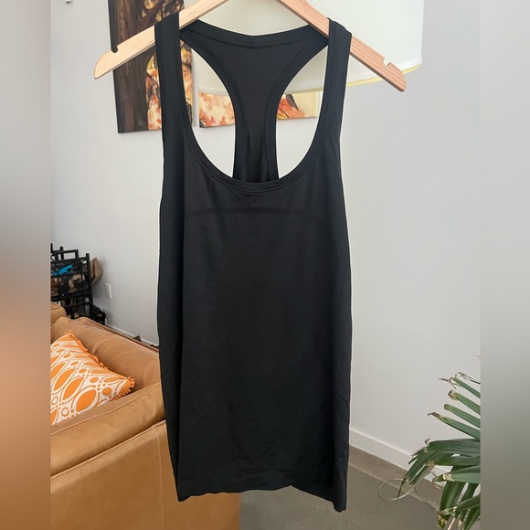 Lululemon Swiftly Tech Racerback Tank 2.0 - Picture 2 of 4